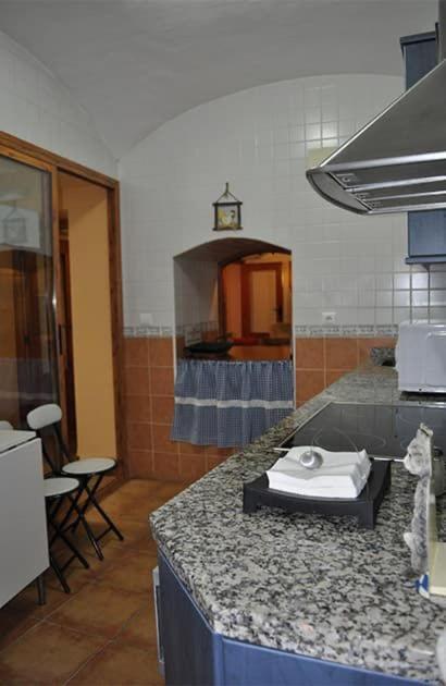 Appartement Destino Deluxe Plaza De Santiago - 3 Hab à Caces Extérieur photo